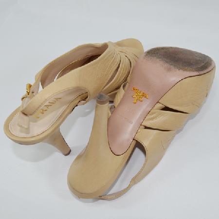 Prada(�����)������ ���� ������  ���� �̹���4 - ���̺��� �߰���ǰ