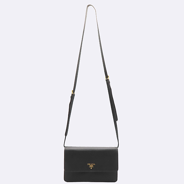 Prada(�����) BT1019 ���� ���ǾƳ� ���� ����ΰ� Ŭ��ġ�� ũ�ν��� [�ϻ�Ե���] �̹���4 - ���̺��� �߰���ǰ