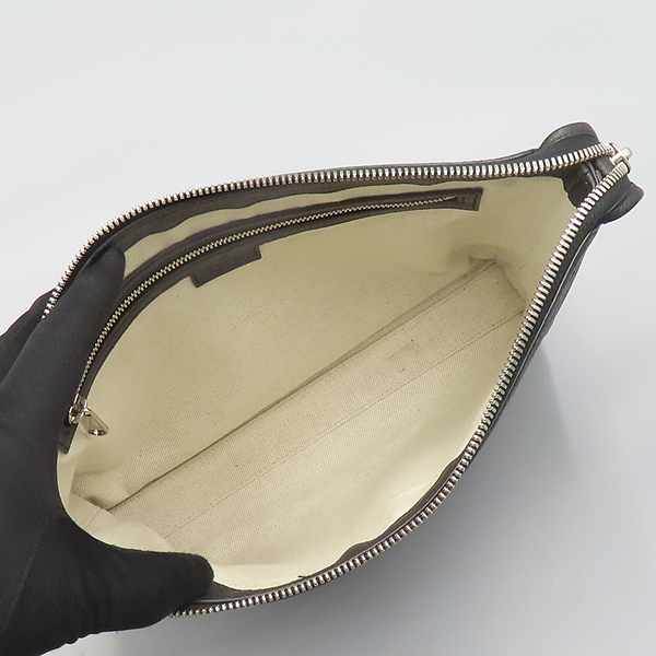 Gucci(����) 696009 ���� ���� GG ���� �̵�� Ŭ��ġ �� �޽��� ũ�ν��� [��ź�Ե���] �̹���6 - ���̺��� �߰���ǰ