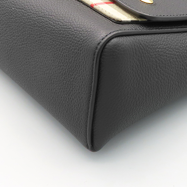 Burberry(������) 80211101  ���� ���� ��Ƽ�� üũ ũ�ν��� [õ�Ƚż�����] �̹���5 - ���̺��� �߰���ǰ