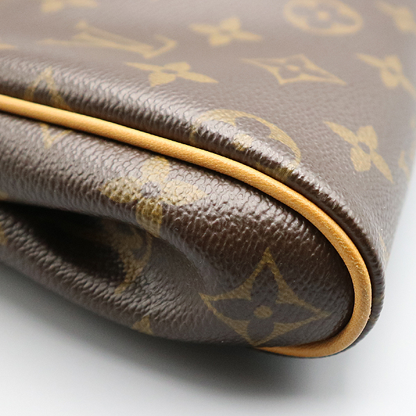 Louis Vuitton(���̺���) M95567 ���׷� ĵ���� ����Ŭ��ġ 2WAY [�뱸��������] �̹���4 - ���̺��� �߰���ǰ