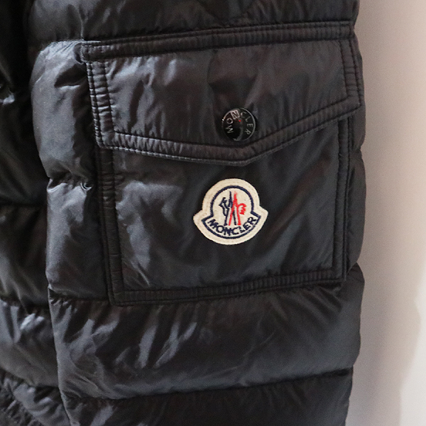 MONCLER(��Ŭ����) AGAY GIUBBOTTO ���� �÷� ������ �е� ���� - 4������ [�뱸��������] �̹���4 - ���̺��� �߰���ǰ