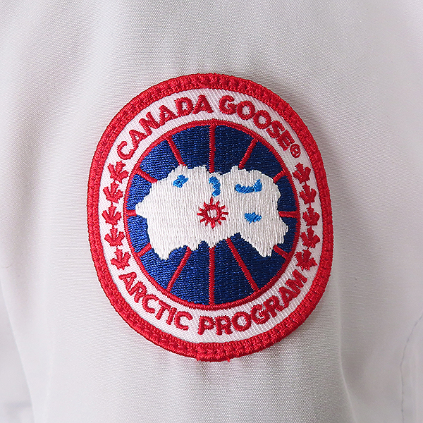 CANADA GOOSE(ĳ���ٱ���) 2603JL ȭ��Ʈ ������ �ĵ� �е� ���� - M������ [��������] �̹���4 - ���̺��� �߰���ǰ