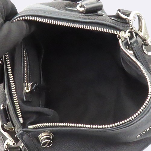 GIVENCHY(�����) 13L5250660 ���� ����� �ǵ��� �̵�� ��Ʈ ��� 2-WAY [û��������] �̹���4 - ���̺��� �߰���ǰ