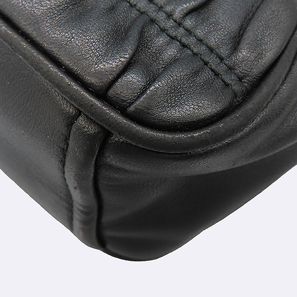 Prada(�����) 1BH112 ���� ���� ������ ���� ���� �ΰ� ü�� ũ�ν��ٵ� ī�޶�� [�����νż�����] �̹���5 - ���̺��� �߰���ǰ