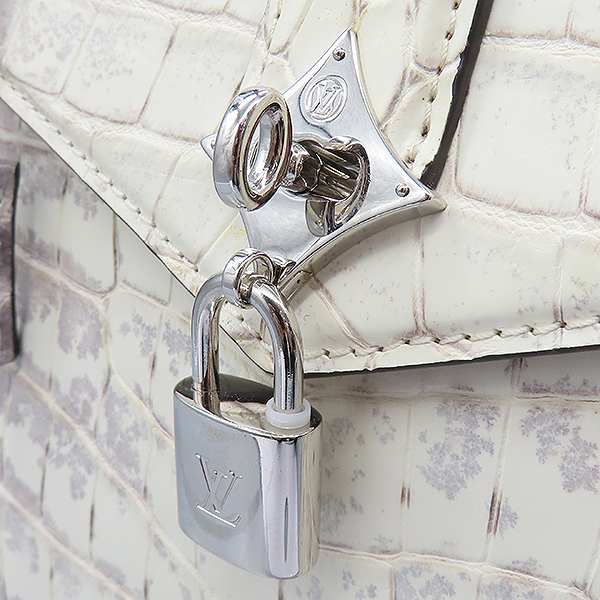 Louis Vuitton(���̺���) ȭ��Ʈ �׷��� �÷� ���϶� ũ��ũ���� Rose Des Vents ž�ڵ� ��Ʈ��  [�б�����] �̹���3 - ���̺��� �߰���ǰ