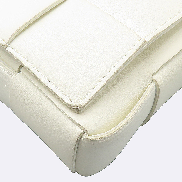 BOTTEGAVENETA(���װ�����Ÿ) 578004 ���̺��� ��Ʈ��ġ���� ī��Ʈ ũ�ν��� [���ε�������] �̹���4 - ���̺��� �߰���ǰ