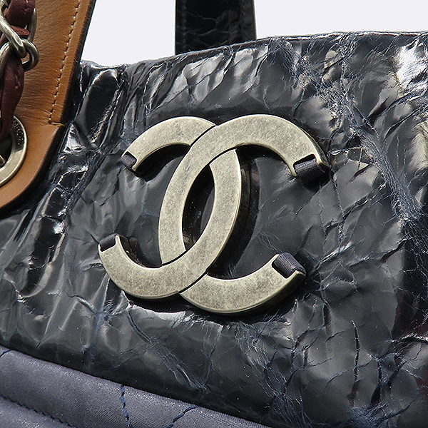 Chanel(����) A49682 ������ �δ��ͽ� ���� ��Ƽ ���� 2WAY [��������] �̹���5 - ���̺��� �߰���ǰ