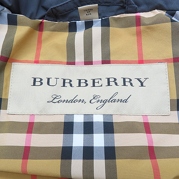 Burberry(������) 8007062 �̵� �׷��� �÷� �޸�ư �ĵ� ���� ������ �е� ���� + ��Ʈ SET  - XS ������ [�б�����] �̹���4 - ���̺��� �߰���ǰ