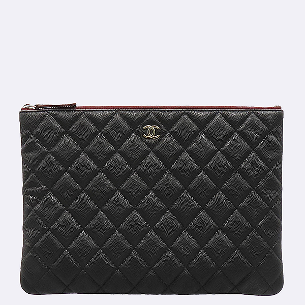 Chanel(����) A82545 Ŭ���� ���� ĳ��� �ΰ� ���̵� Ŭ��ġ [��������] �̹���2 - ���̺��� �߰���ǰ