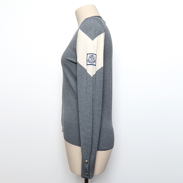 MONCLER(��Ŭ����) C23919417700 979AC �׷��̿� 100% �������� MAGLIONE TRICOT KNIT CARDIGAN ������ ��Ʈ ����� - S������ [��õ��] �̹���2 - ���̺��� �߰���ǰ