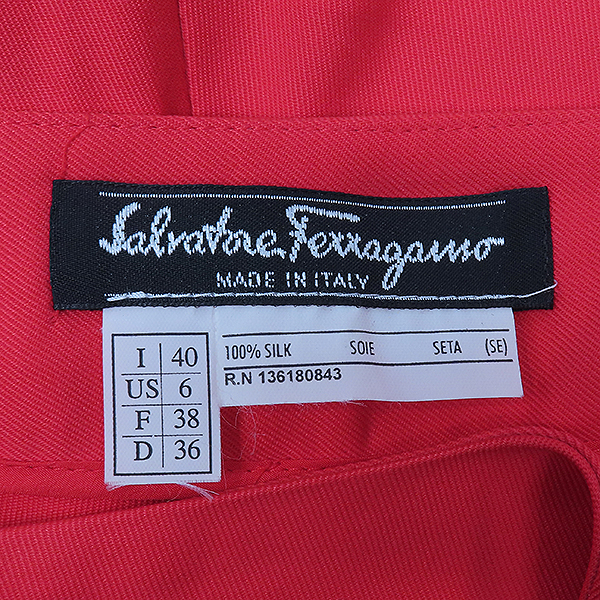 Ferragamo(��󰡸�) ���� �÷� ��ũ ��ĿƮ [�����] �̹���3 - ���̺��� �߰���ǰ