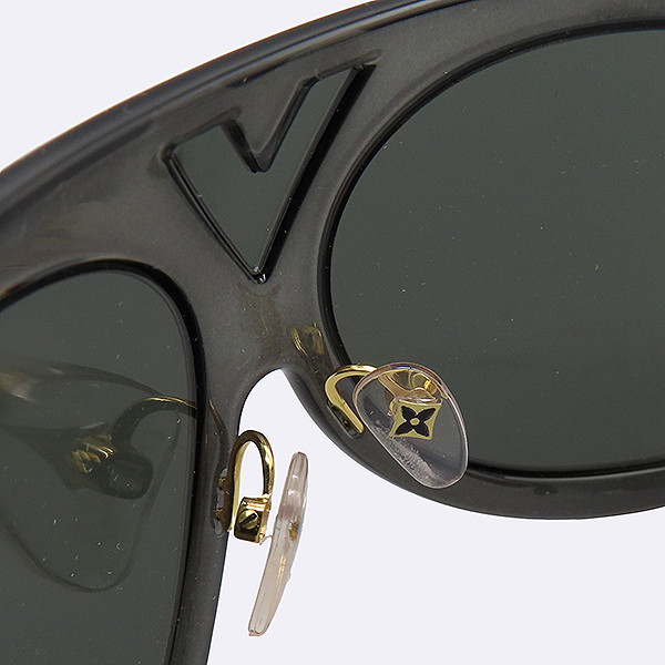 Louis Vuitton(���̺���) Z0954E ���� V �ΰ� ������ ���׷� �������� ���۶� [��������] �̹���4 - ���̺��� �߰���ǰ