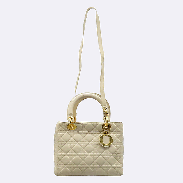 Dior(ũ����î���) CAL44550 ���̺��� �÷� LADY DIOR ���̵� ��� �̵�� ������ ��Ʈ�� + ũ�ν� ��Ʈ�� [��������] �̹���4 - ���̺��� �߰���ǰ