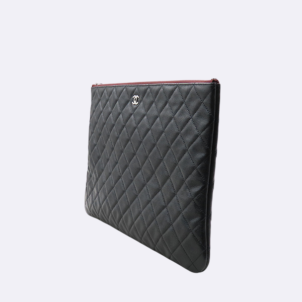 Chanel(����) A82552 ���� ĳ��� ��Ų Ŭ���� ���� CC �ΰ� ���� Ŭ��ġ [�λ꼾�Һ���] �̹���3 - ���̺��� �߰���ǰ