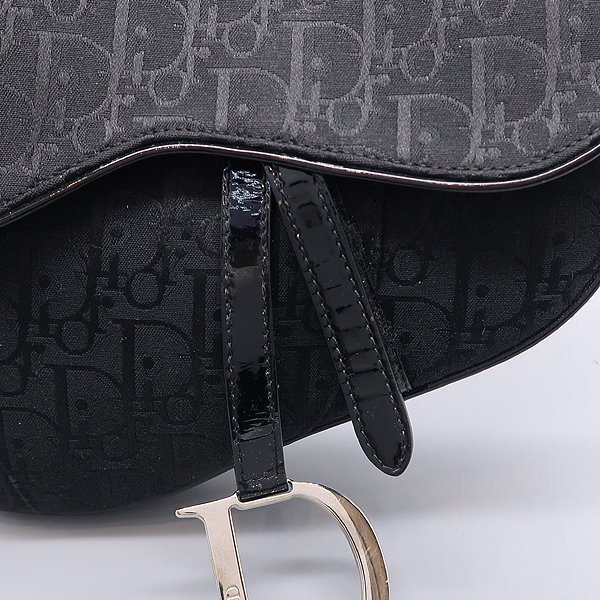 Dior(ũ����î���) ��Ƽ�� ���� �ڰ��� ���̴�Ʈ Ʈ���� ���� ����� [����������] �̹���4 - ���̺��� �߰���ǰ