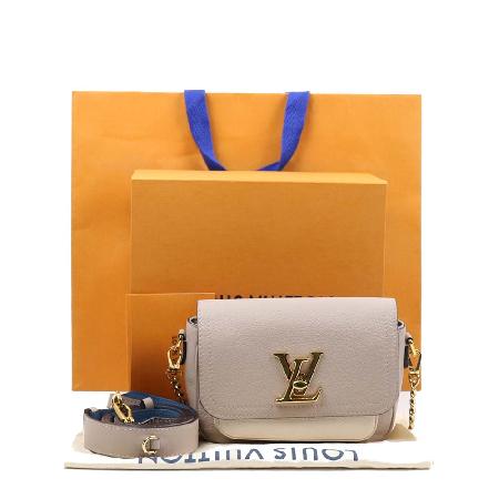 Louis Vuitton(���̺���) M58554 ���� �ٴ� ����� �� ũ�ν��� [����ż�����] �̹���2 - ���̺��� �߰���ǰ