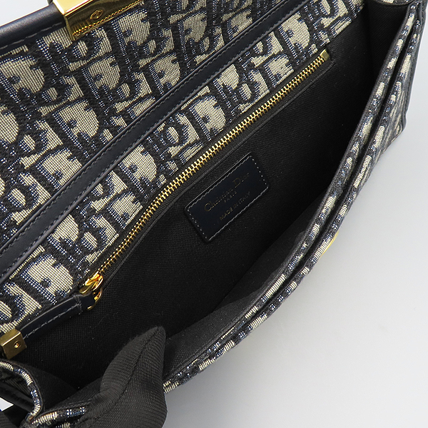 Dior(ũ����î���) M9206UTZQ ���� ������ũ ��ī�� 30 ������ ���� ü�� Ŭ��ġ �� ����� [�ϳ��̻���] �̹���7 - ���̺��� �߰���ǰ