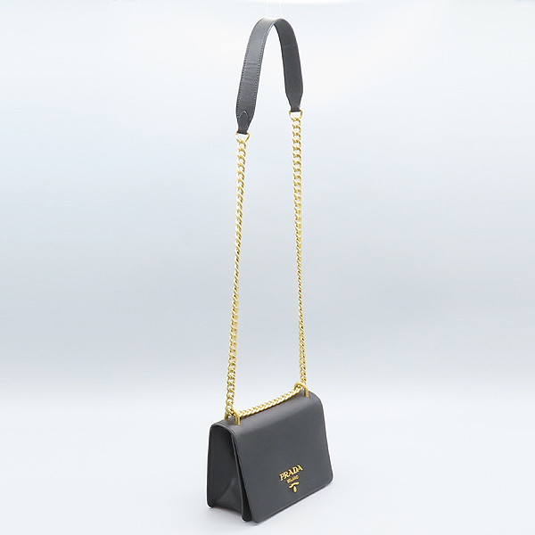 Prada(�����) 1BD133 NERO ���� SAFFIANO LUX ���ǾƳ� ���� ���� ���� �ΰ� ������ �÷� ü�� ũ�ν��� �� ����� [���̷Ե���] �̹���4 - ���̺��� �߰���ǰ