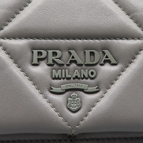 Prada(�����) 1BD231 �׷��� �÷� ����Ʈ�� ���� ���� ���� ����� [�ϻ�Ե���] �̹���4 - ���̺��� �߰���ǰ