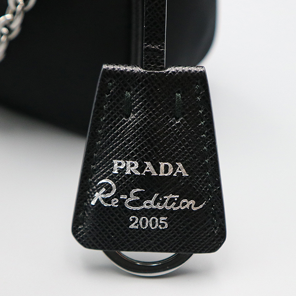 Prada(�����) 1BH204 ������� 2005 �����Ϸ� �� ���ǾƳ� ü�� ����� + ũ�ν� ��Ʈ�� 2WAY [�뱸��������] �̹���5 - ���̺��� �߰���ǰ