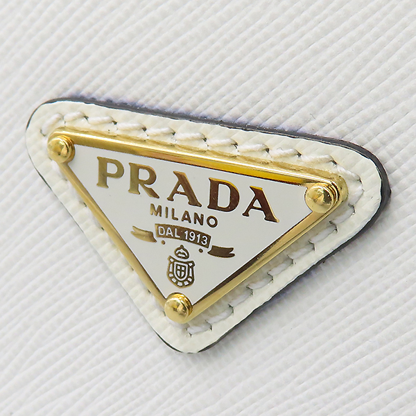 Prada(�����) 1BA380 ȭ��Ʈ �ﰢ �ΰ� ��� ���� ���ǾƳ� �̴� ��Ʈ�� + ��� ��Ʈ�� [�����νż�����] �̹���5 - ���̺��� �߰���ǰ