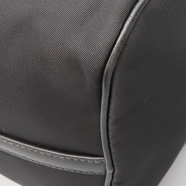 Prada(�����) 1BB797 ���� ���Ϸ� ���� �ﰢ �ΰ� ������ 2WAY [�ϻ�Ե���] �̹���5 - ���̺��� �߰���ǰ