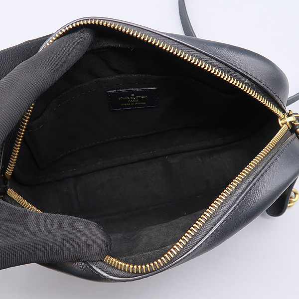 Louis Vuitton(���̺���) M53682 ���� ���� �� ���̺� ī�޶� ũ�ν��� [����������] �̹���5 - ���̺��� �߰���ǰ