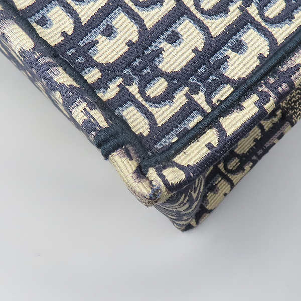 Dior(ũ����î���) M1296ZRIW ���� ������ũ �к긯 DIOR BOOK TOTE �� ��Ʈ �̵�� ��Ʈ�� [��ź�Ե���] �̹���6 - ���̺��� �߰���ǰ