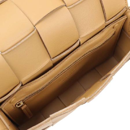 BOTTEGAVENETA(���װ�����Ÿ) 578004 ���� ��Ʈ��ġ���� ī��Ʈ ũ�ν��� [����ż�����] �̹���3 - ���̺��� �߰���ǰ