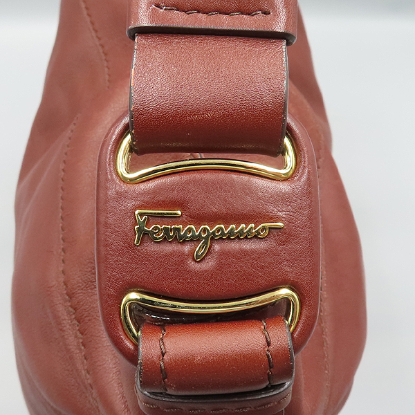 Ferragamo(��󰡸�) 21 D453 ���� ���� ���� ���� �ΰ� ȣ�� ����� [��ź�Ե���] �̹���3 - ���̺��� �߰���ǰ