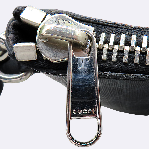 Gucci(����) 523603 GG �ΰ� PVC ���� ���� Ʈ���� ������ �Ｑ Ŭ��ġ + �ո�Ʈ�� [�λ꼾�Һ���] �̹���4 - ���̺��� �߰���ǰ
