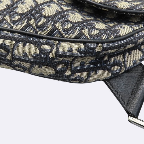 Dior(ũ����î���) 1ADPO211YKY OBLIQUE(������ũ) SADDLE(����) �ƽ� ���� �� �Ŀ�ġ ũ�ν��� [û��������] �̹���5 - ���̺��� �߰���ǰ