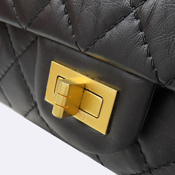 Chanel(����) A37586 ���� ��Ƽ�� ī����Ų 2.55 �̵�� ���� �ΰ� �� ������ �÷� ü�� ����� [���ε�������] �̹���4 - ���̺��� �߰���ǰ