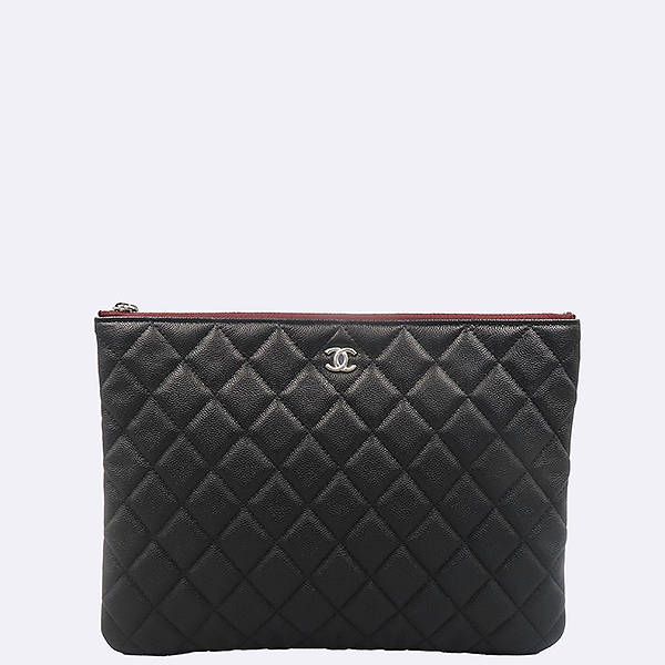 Chanel(����) A82545 Ŭ���� ���� ĳ��� �ΰ� ���̵� Ŭ��ġ [��������] �̹���2 - ���̺��� �߰���ǰ
