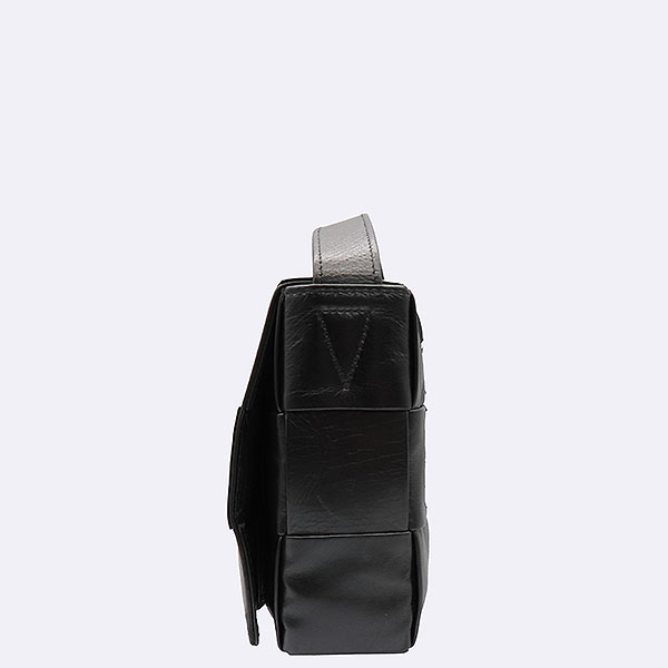 BOTTEGAVENETA(���װ�����Ÿ) 667298 ���� ī����Ų ��Ʈ��ġ���� ī��Ʈ �̵�� ũ�ν��� [��������] �̹���3 - ���̺��� �߰���ǰ