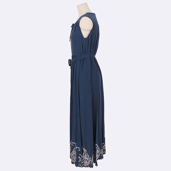 Vanessabruno(�ٳ׻����) ATHE(�ƶ�) VIC04E319 ���̺� ��ũ 100% �ö�� �ڼ� �巹�� ���ǽ� [��������] �̹���2 - ���̺��� �߰���ǰ