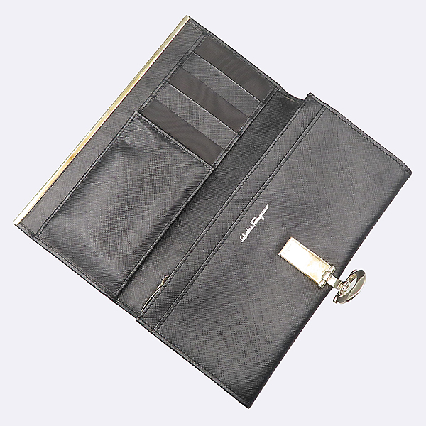 Ferragamo(��󰡸�) 22 4633 ���� ���ǾƳ� ��ġ�� ����ΰ� �� ��� ������ [�����] �̹���3 - ���̺��� �߰���ǰ