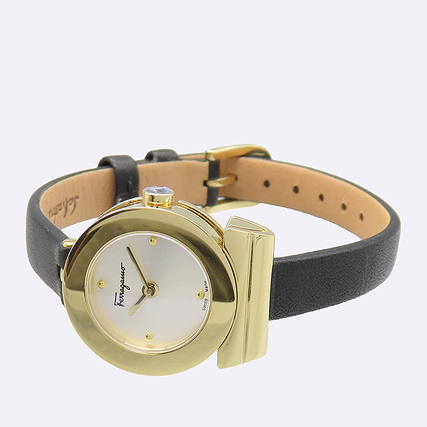 Ferragamo(��󰡸�) F4303-0017 ���� ���ο� ��� ���� ��ġ�� �ΰ� ��󰡸� ���׹�� ������ �ð� [��������] �̹���2 - ���̺��� �߰���ǰ