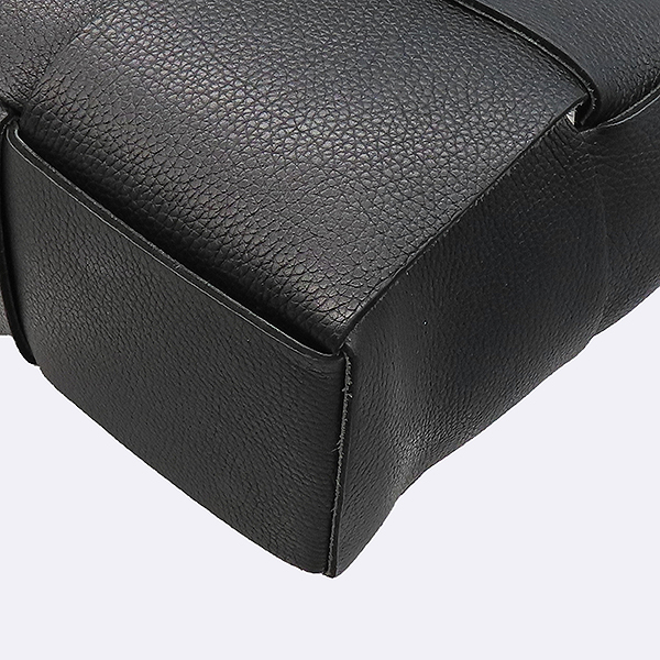 BOTTEGAVENETA(���װ�����Ÿ) 709337 ���� ���� �Ƹ��� ��Ʈ�� + �����Ʈ�� 2WAY + �����Ŀ�ġ [��������] �̹���5 - ���̺��� �߰���ǰ