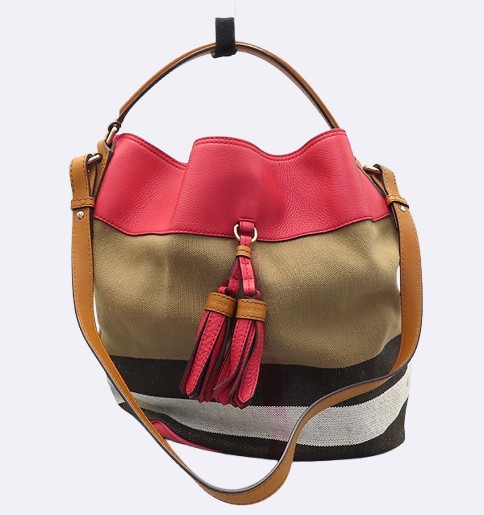 Burberry(������) 3982940 �Ͽ콺üũ �к긯 ĵ���� SUSANNA(���ܳ�) ȣ�� 2WAY+���� �Ŀ�ġ [û��������] �̹���2 - ���̺��� �߰���ǰ