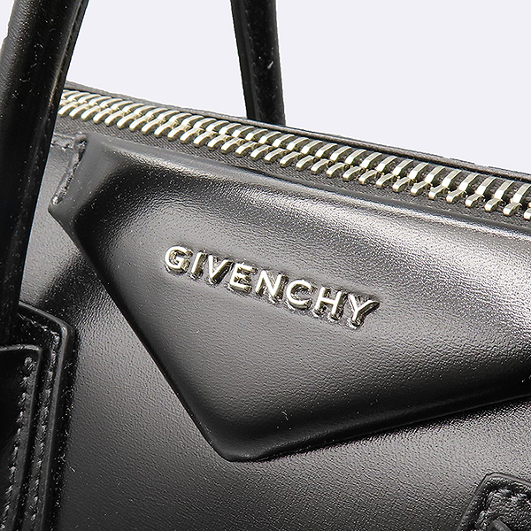 (�̻��) GIVENCHY(�����) BB05117014 ���� ���� ANTIGONA(��Ƽ����) S ������ ���� ���� �ΰ� ��� ��Ʈ�� + ��� ��Ʈ�� 2WAY [���ε�������] �̹���4 - ���̺��� �߰���ǰ