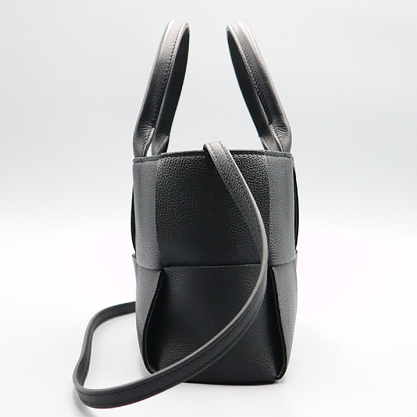 BOTTEGAVENETA(���װ�����Ÿ) 709337 ���� ���� �Ƹ��� ��Ʈ�� + �����Ʈ�� 2WAY + �����Ŀ�ġ [�뱸��������] �̹���2 - ���̺��� �߰���ǰ