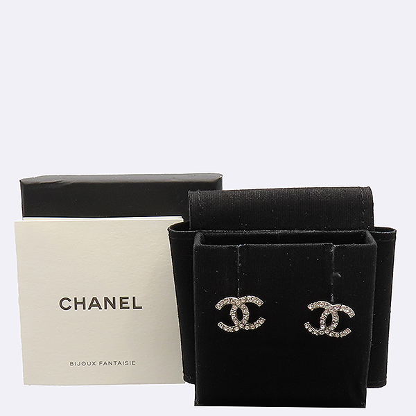 Chanel(����) CC�ΰ� Ŭ���� ũ����Ż �Ͱ��� [��������] �̹���4 - ���̺��� �߰���ǰ