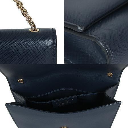 Ferragamo(��󰡸�) 22-B558 ���� �ٶ���� ���̺� ���ǾƳ� ���� ü�� ũ�ν���(���ַԵ���) �̹���5 - ���̺��� �߰���ǰ
