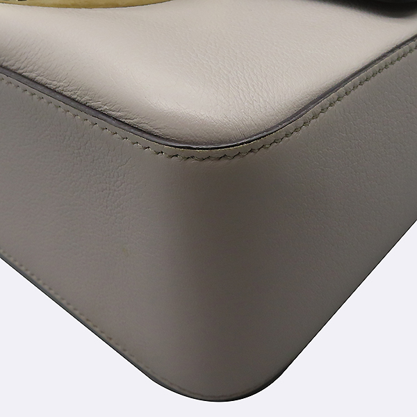 Ferragamo(��󰡸�) 21 H004 �׷��� �÷� ��ġ�� �� �÷� ũ�ν��� [�ϻ�Ե���] �̹���5 - ���̺��� �߰���ǰ