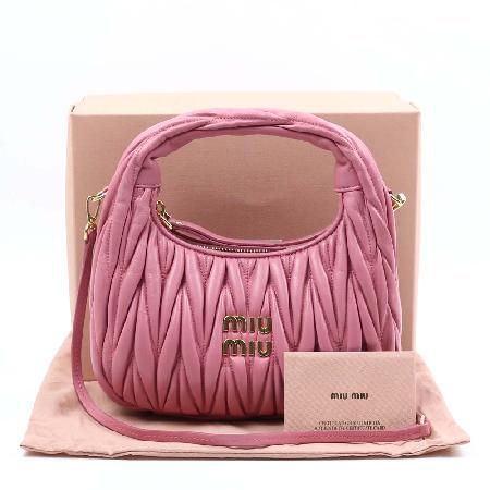 �̿�̿� �ϴ� ���׶�� ����� MS10049MIU - ���̺��� �߰���ǰ