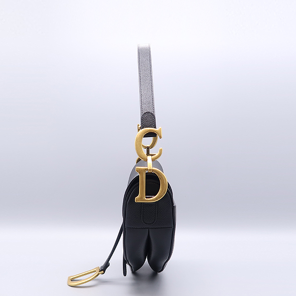 Dior(ũ����î���) M0446CBAA_M900 ���� �׷��� �۾��� ���� Saddle(����) ����� [����������] �̹���3 - ���̺��� �߰���ǰ