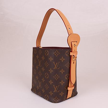 Louis Vuitton(���̺���) M12925 ���׷� ĵ���� ����BB ��Ʈ ũ�ν���(���ֻ���) �̹���3 - ���̺��� �߰���ǰ