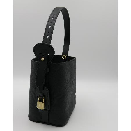 Louis Vuitton(���̺���) M13480 �������� ���� BB �̹���3 - ���̺��� �߰���ǰ